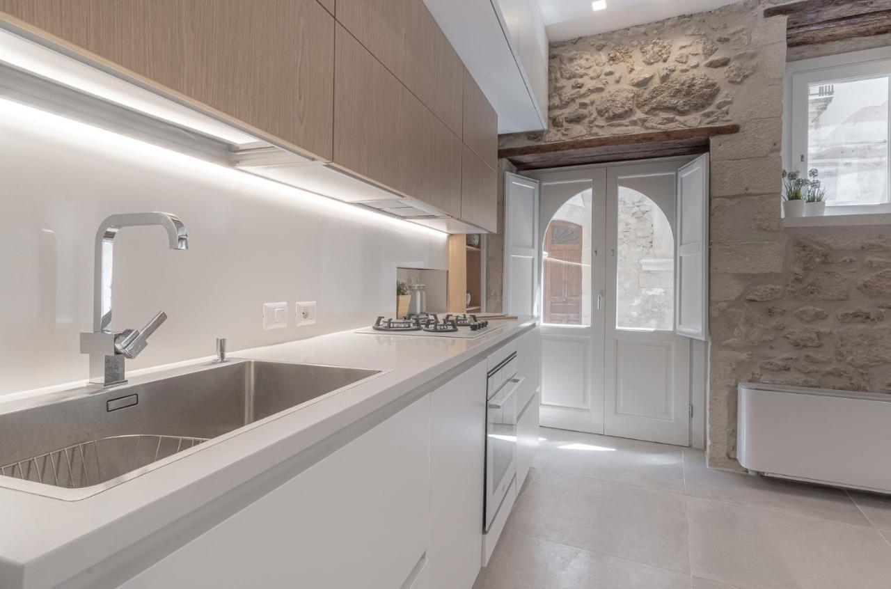 Casa Zummo Ortigia Luxury Apartment Syrakusa Exteriör bild